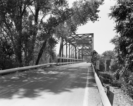 Gianella Bridge, Hamilton City