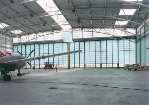 Hangar de l'aéroport d'Erfurt
