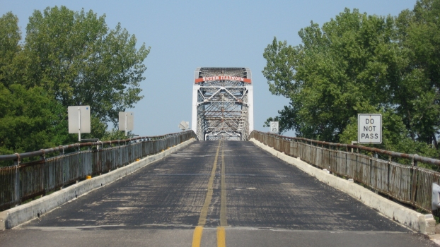 New Harmony Bridge