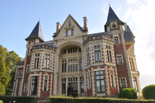 Manor houses from around the world | Structurae