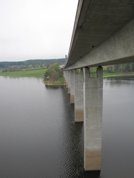 Brücke über den Eixendorfer See