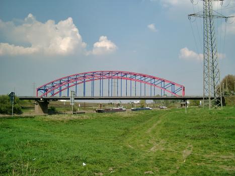 Oberbürgermeister-Karl-Lehr-Brücke, Duisburg