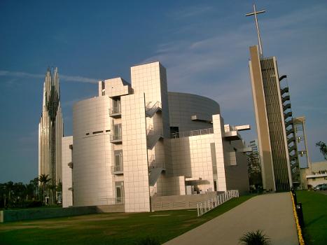 Crystal Cathedral Campus, Garden Grove, California: Crean Tower, International Center for Possibility Thinking, Tower of Hope