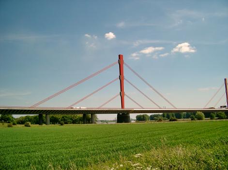 Autobahn A42
Beeckerwerther Brücke, Duisburg