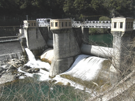 Kamiaso Dam