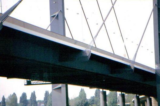 Kniebrücke, Düsseldorf, Allemagne