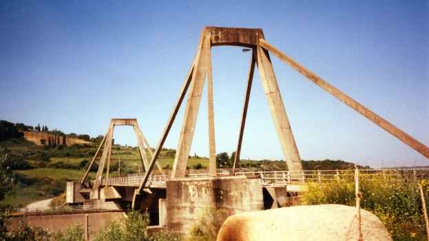 Schrägseilbrücke Kentro
