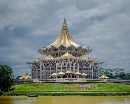 Neues Parlamentsgebäude des Staates Sarawak