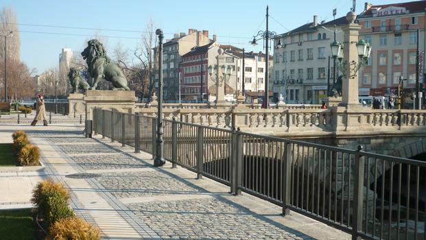 Lions' Bridge