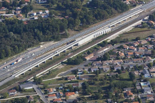 Ambarès Railroad Flyover − TGV South-Europe-Atlantic