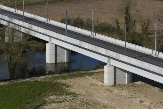 Viaduc de la Charente Sud − LGV Sud-Europe-Atlantique