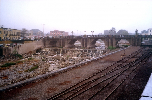 Pont de pierre de Lima