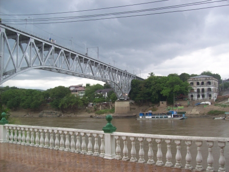 Pont ferroviaire de Girardot