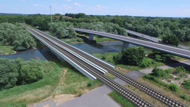 Küstrin-Kietz Oder River West Branch Rail Bridge