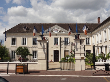 Montereau-Fault-Yonne Town Hall