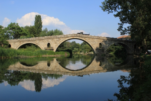 Kadin-Brücke