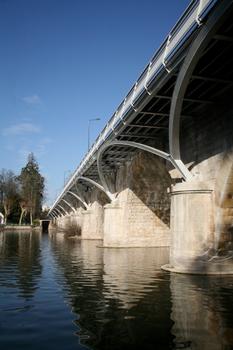 Olivet Footbridge