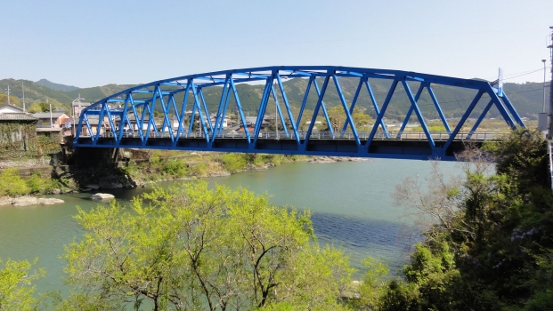 Kagami-Brücke