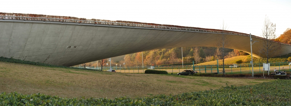 Kujira-Brücke
