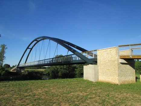 Saint-Louis-en-l'Isle Cycle Bridge