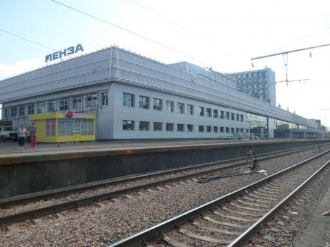 Bahnhof Pensa 1