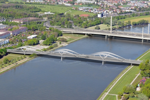 Nouveau pont sur le Danube de Linz