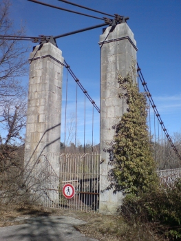 Fombeton Bridge