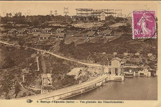 Barrage d'Eguzon (Indre) - Vue générale des Transformateurs