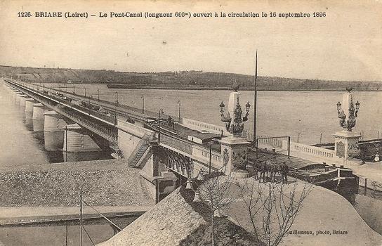 Loire-Kanal-Brücke bei Briare