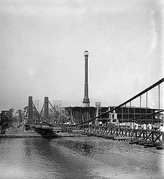 Hängebrücke Manila
