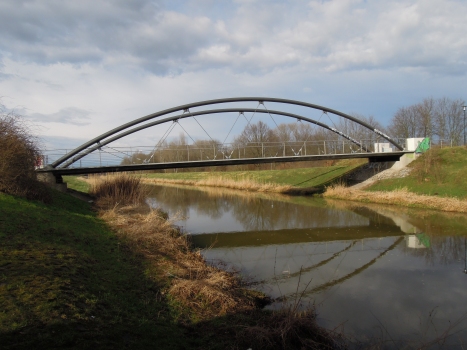 Geh- und Radwegbrücke über die Pleiße in Markkleeberg