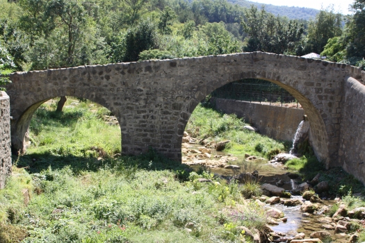 Vieux pont de Labastide-en-Val