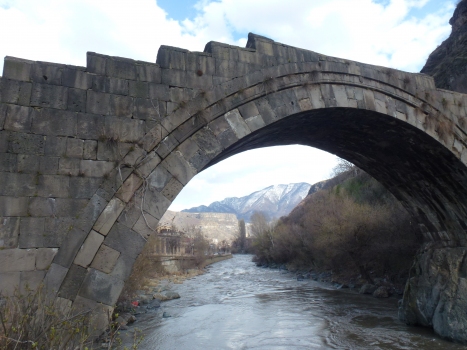 Sanahin Bridge