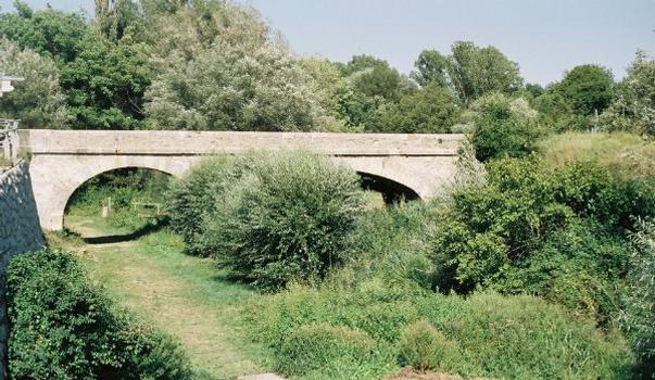Pont de Saint-Martin-de-Brômes