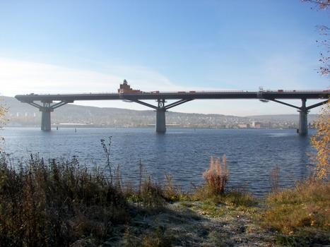 Pont autoroutier de Sundsvall