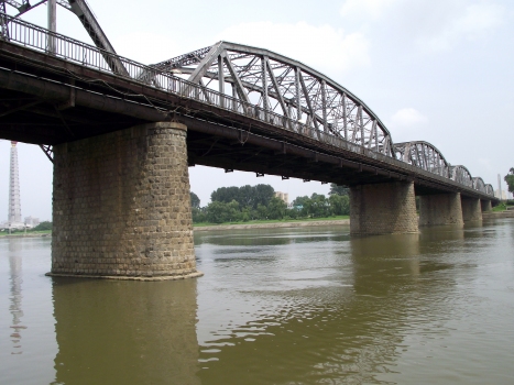 Taedong Bridge