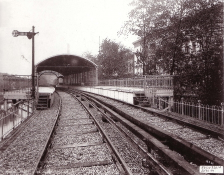 Station élevée Möckernbrücke