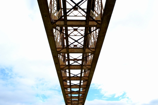 Puente ferroviario de Perquilauquén