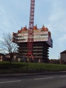 Déconstruction de la tour Whitevale à Glasgow