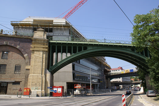 Stadtbahn bridge across Heiligenstädter Strasse, Vienna