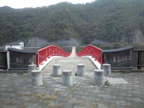 Yume Tsuribashi-Brücke