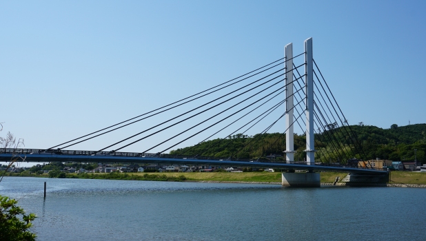 Yuri Bridge