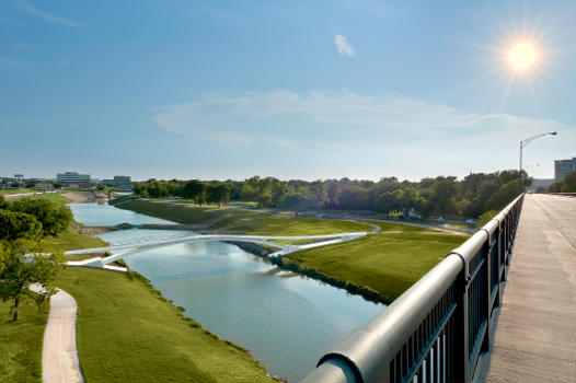 Phyllis J. Tilley Memorial Bridge