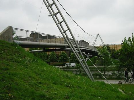 Cable bridge over the Middle Ring, Munich
