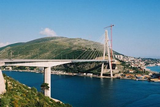 Schrägseilbrücke in Dubrovnik
