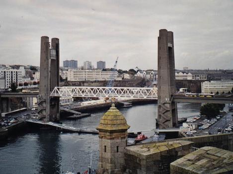 Pont de la Recouvrance, Brest