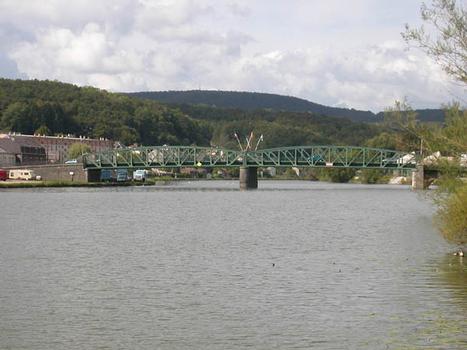 Pont Jean Rogissart, Bogny-sur-Meuse. Vue depuis l'aval