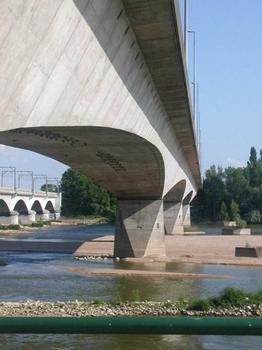 Pont Tinat, Orléans