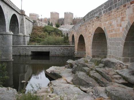 Ponts sur le río Adaja à Avila