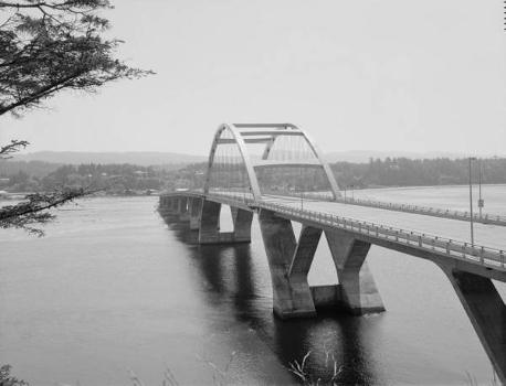 New Alsea Bay Bridge (1991) (HAER, ORE,21-WALPO.V,2-1)